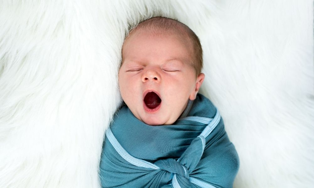 4 Signs Your Baby Isn't Getting Enough Sleep