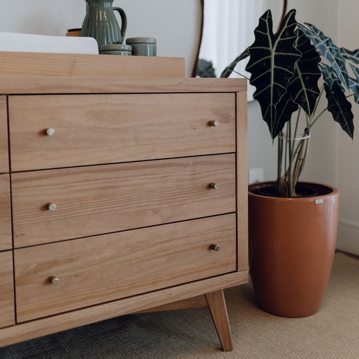 Retro 6 Drawer Dresser in Hazelnut